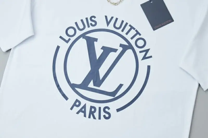 louis vuitton lv t-shirt manches courtes pour unisexe s_1241a074